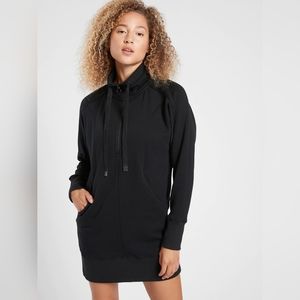Athleta Cozy Karma 1/4 Zip Dress / Black / Medium